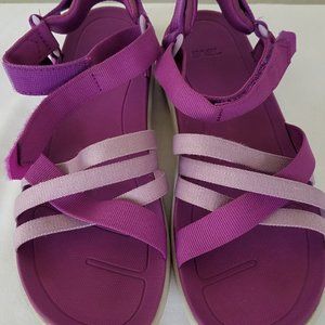 Teva Sanborn Sz 10 Sandals